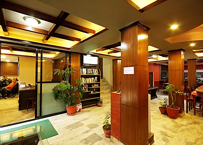 Hotel Bubo Himalaya 2*