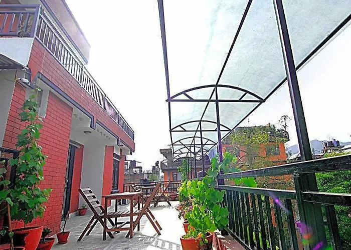Hotel Bubo Himalaya 2*