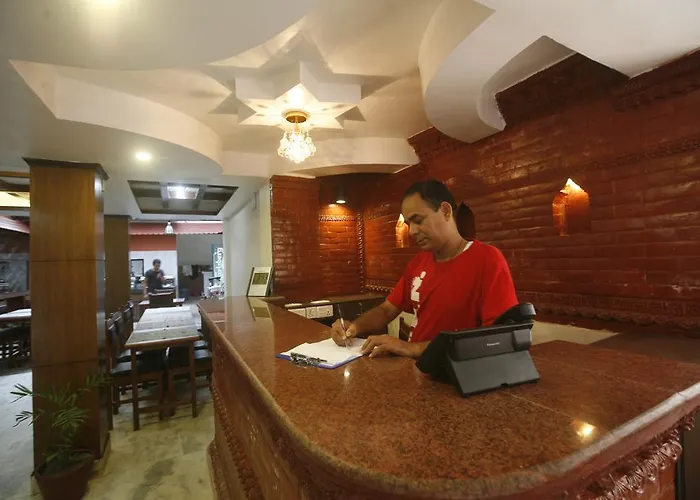 Bubo Himalaya Hotel