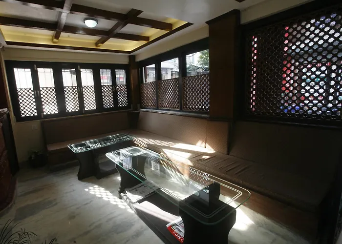 Hotel Bubo Himalaya 2*