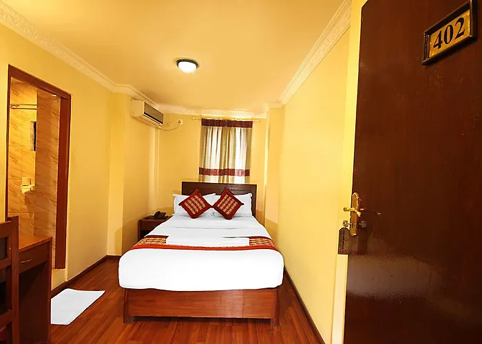 Hotel Bubo Himalaya 2*
